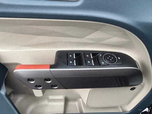 2025 Ford Maverick Lariat photo 24