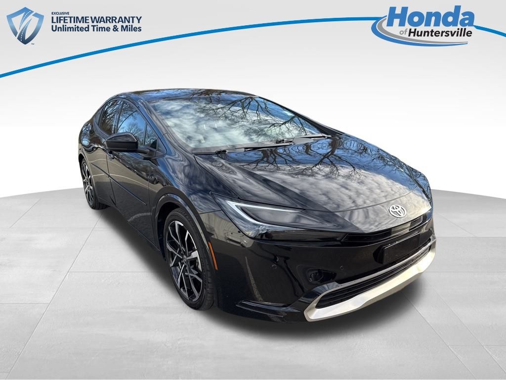 2023 Toyota Prius Prime XSE's photo