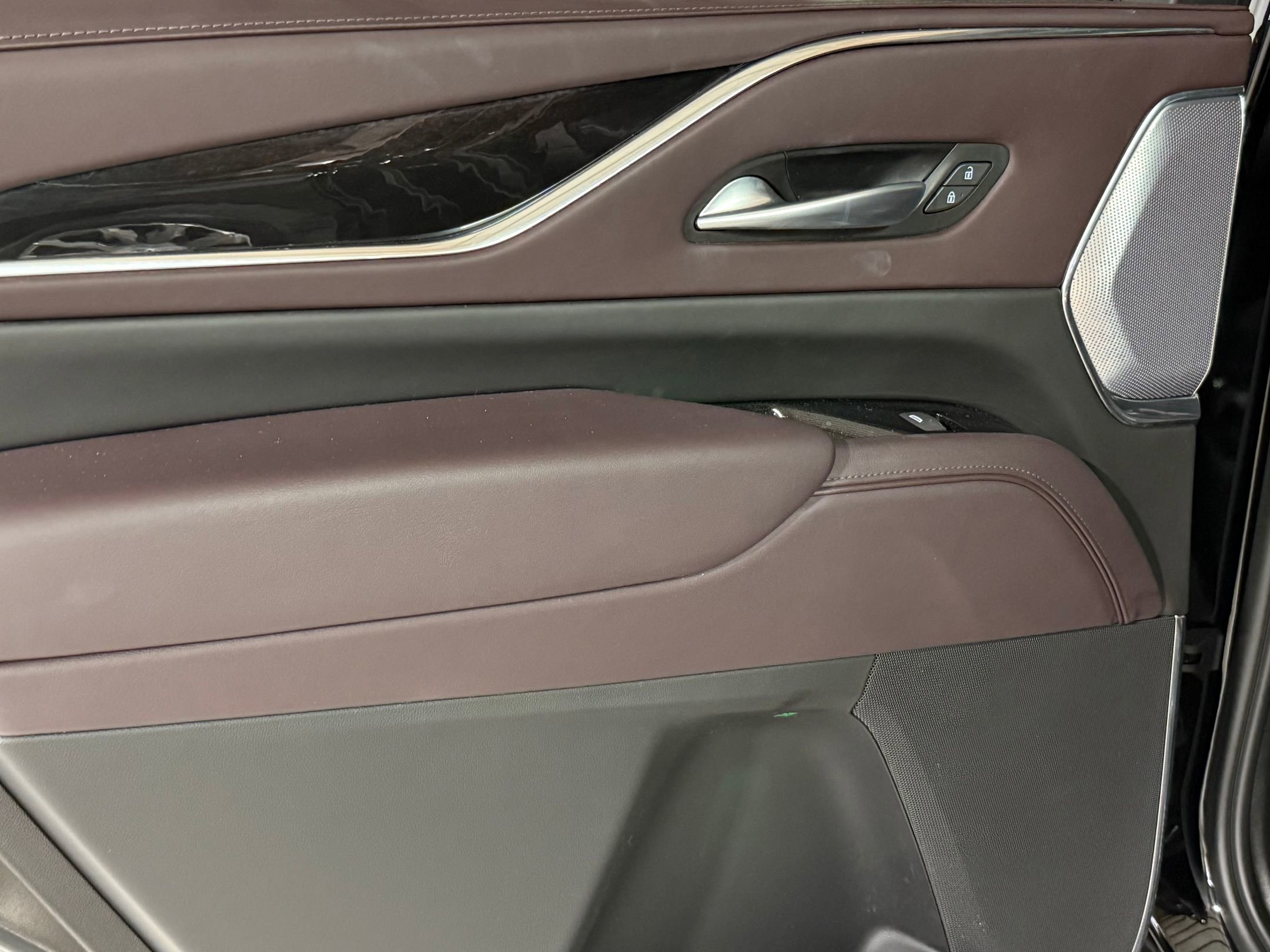 2023 Cadillac Escalade Premium Luxury Platinum photo 37