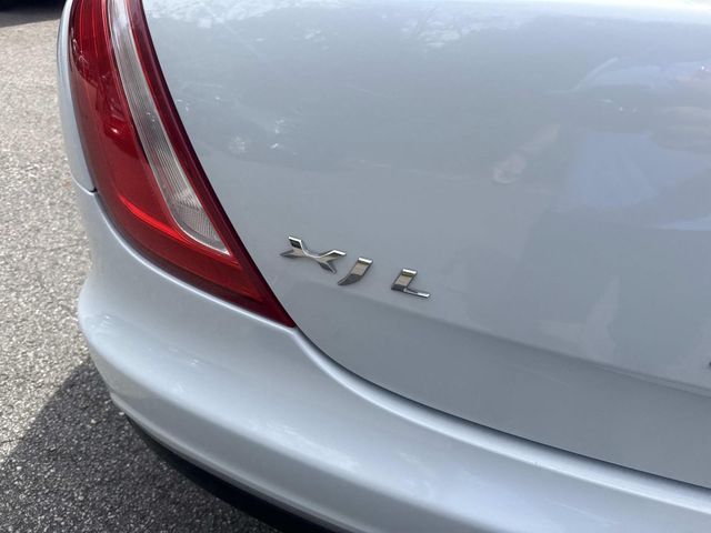 2019 Jaguar XJ Supercharged photo 5