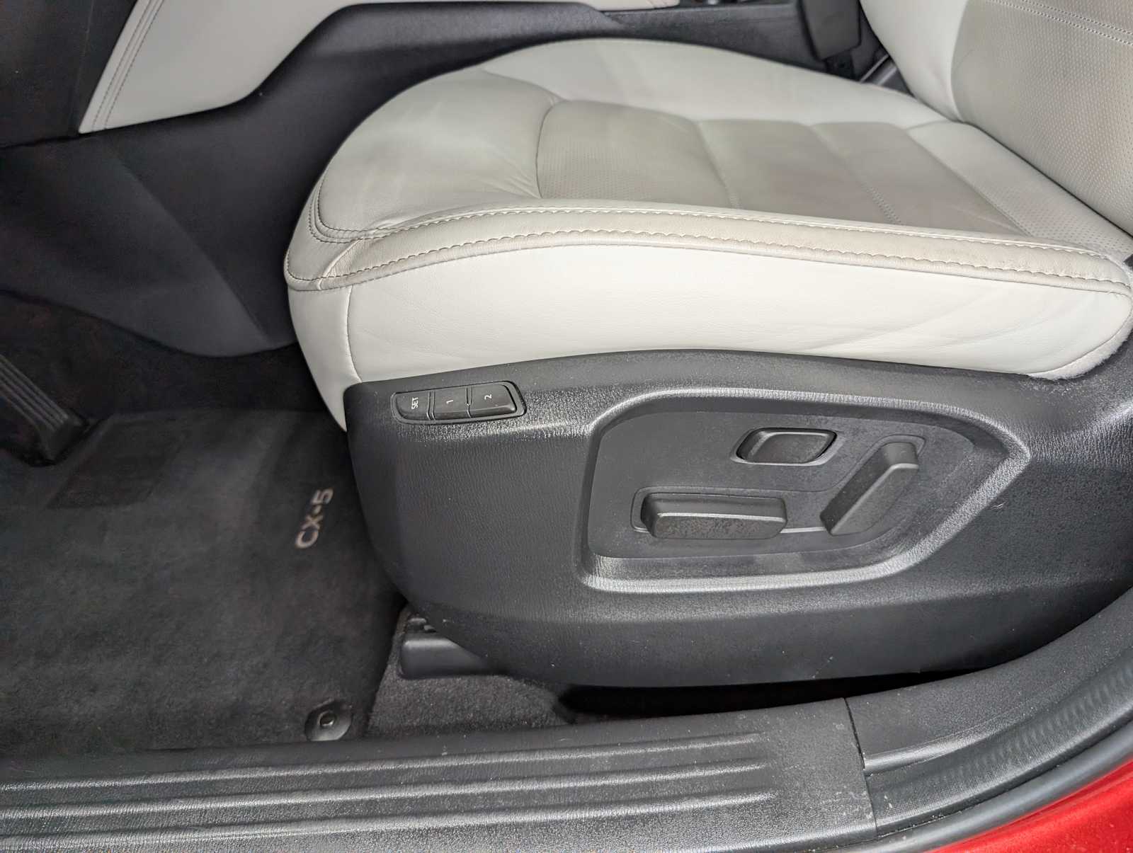 2022 Mazda CX-5 2.5 Premium Plus photo 35