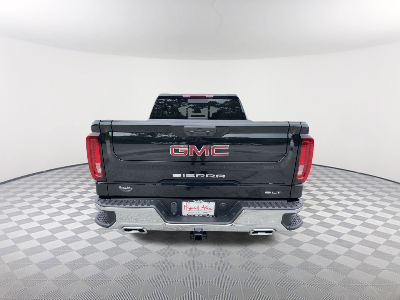 2025 Gmc Sierra 1500 SLT photo 4