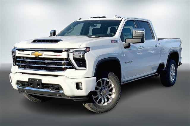 2025 Chevrolet Silverado 3500HD LTZ photo 2