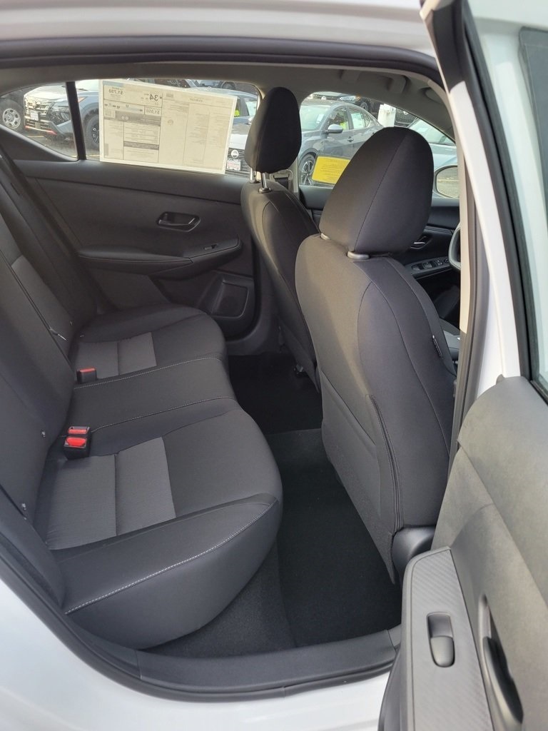 2025 Nissan Sentra SV photo 21
