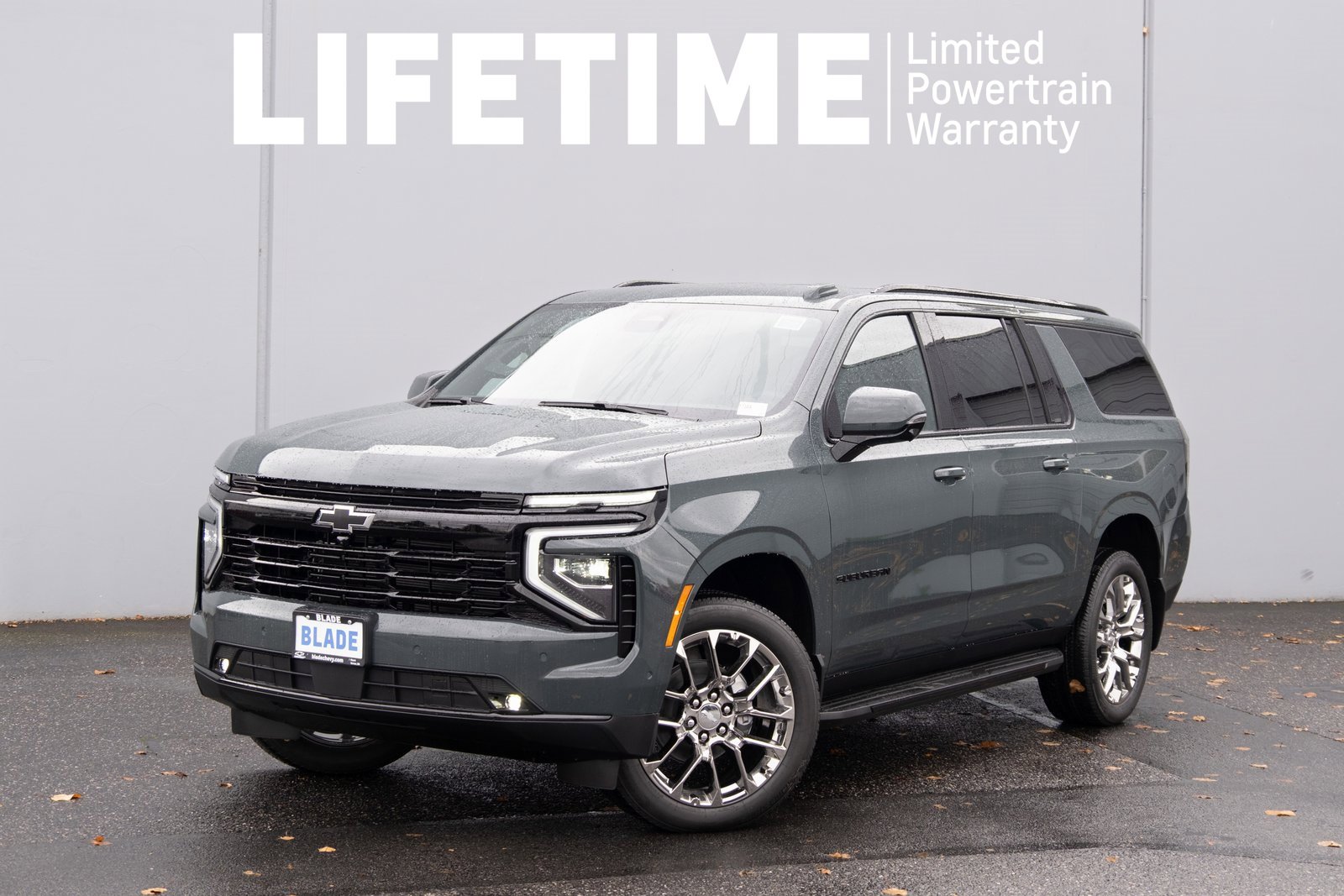 2026 Chevrolet Suburban RST's photo