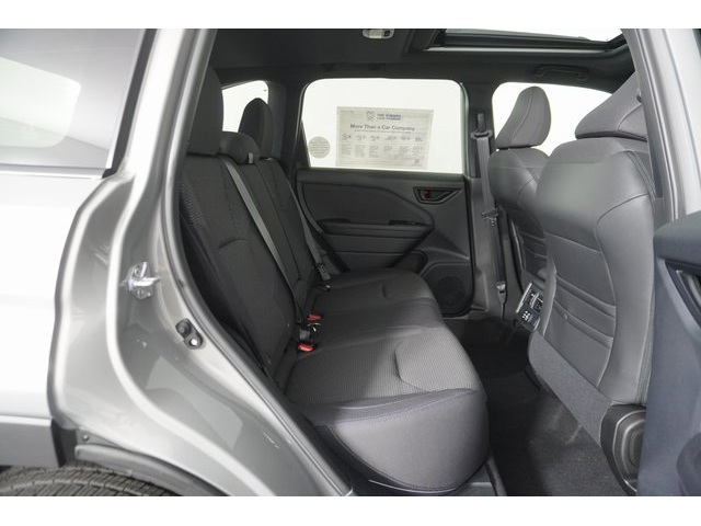 2025 Subaru Forester Premium photo 24