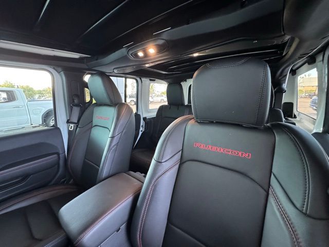 2024 Jeep Wrangler Rubicon photo 13