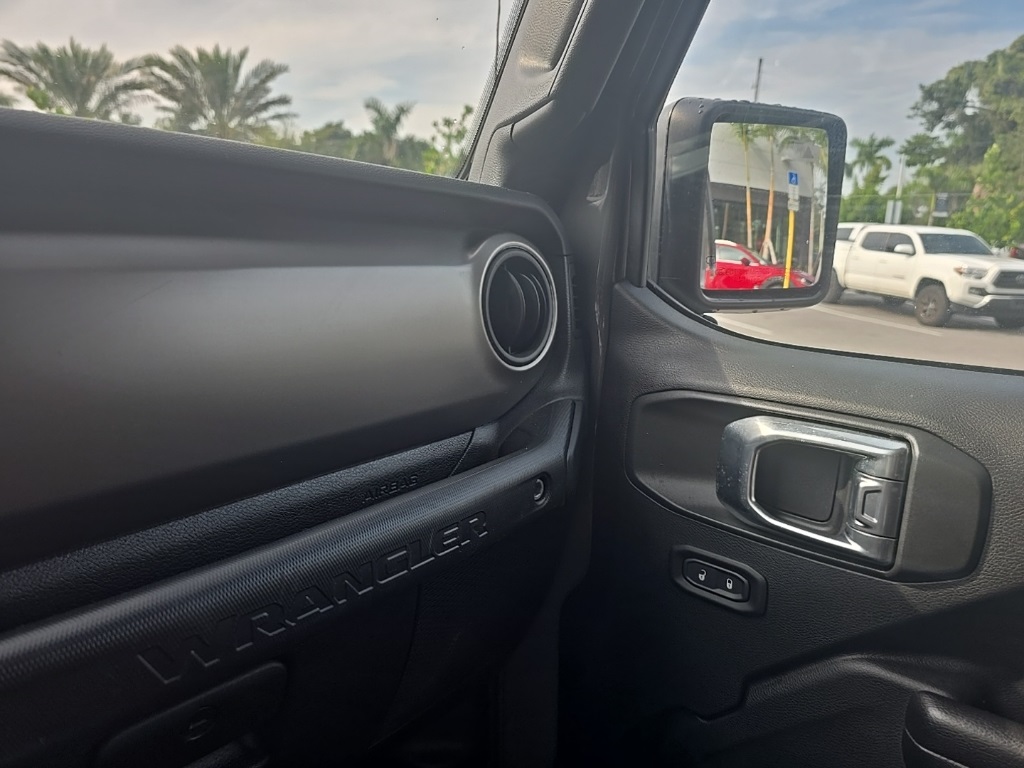 2021 Jeep Wrangler Unlimited Willys photo 26