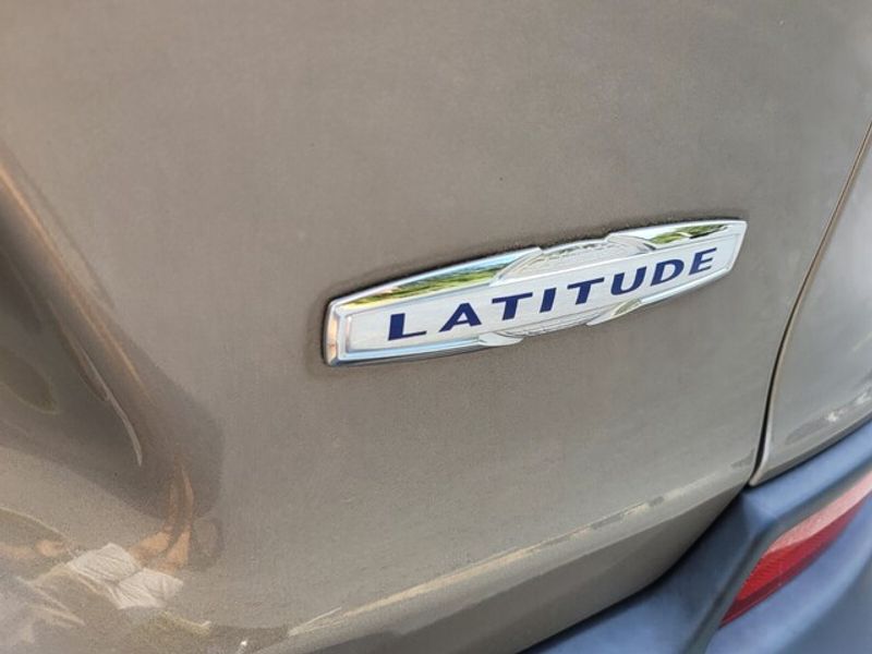 2019 Jeep Cherokee Latitude photo 8