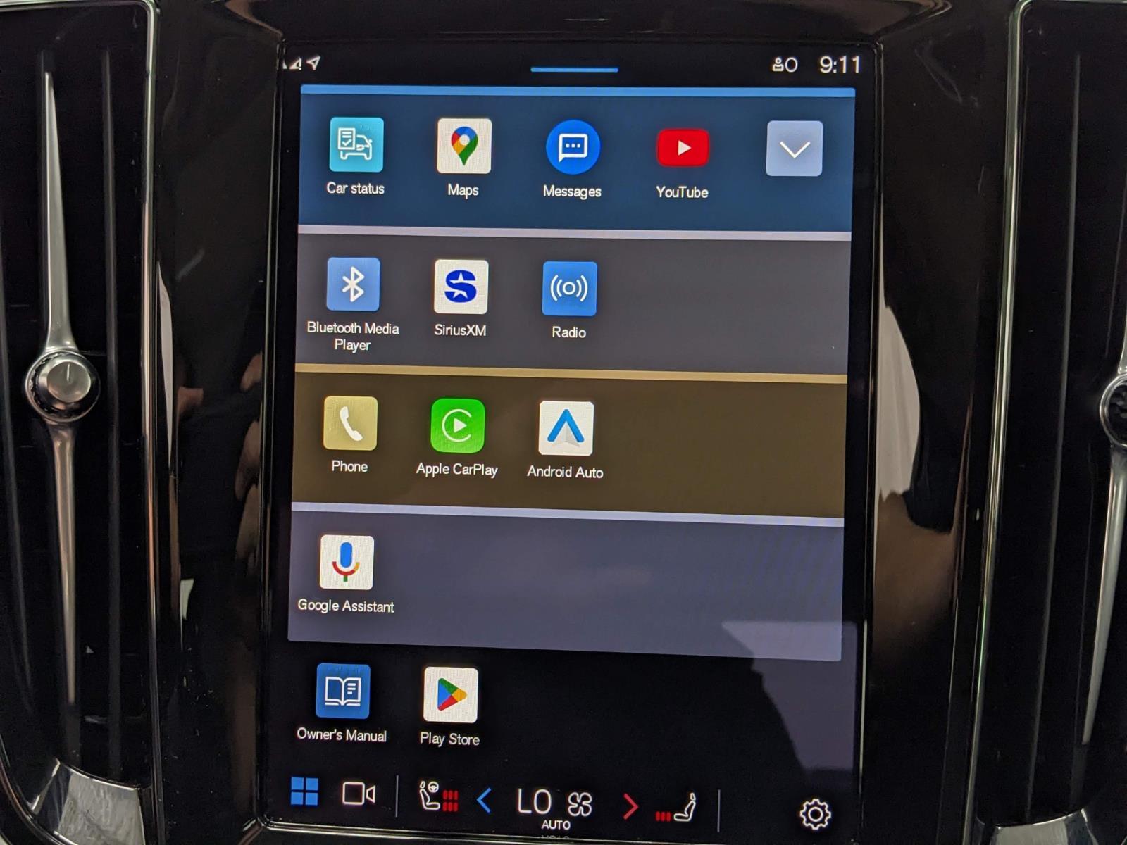 2025 Volvo S60 Core photo 5