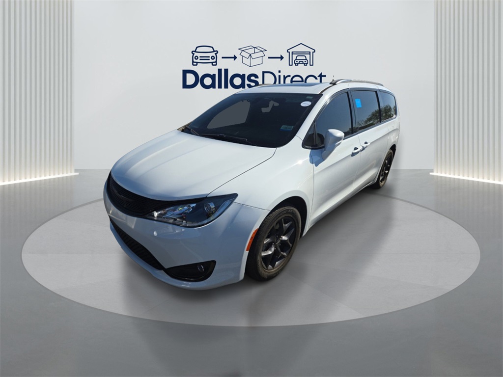 2018 Chrysler Pacifica Limited photo 4