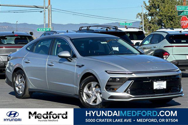 2026 Hyundai Sonata SE's photo