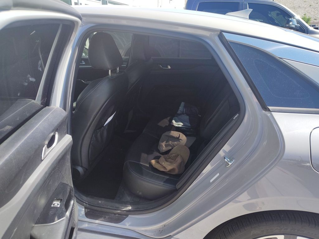 2022 Kia K5 GT-Line photo 6