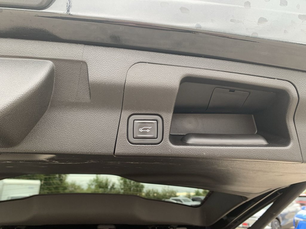 2023 Gmc Acadia SLT photo 23