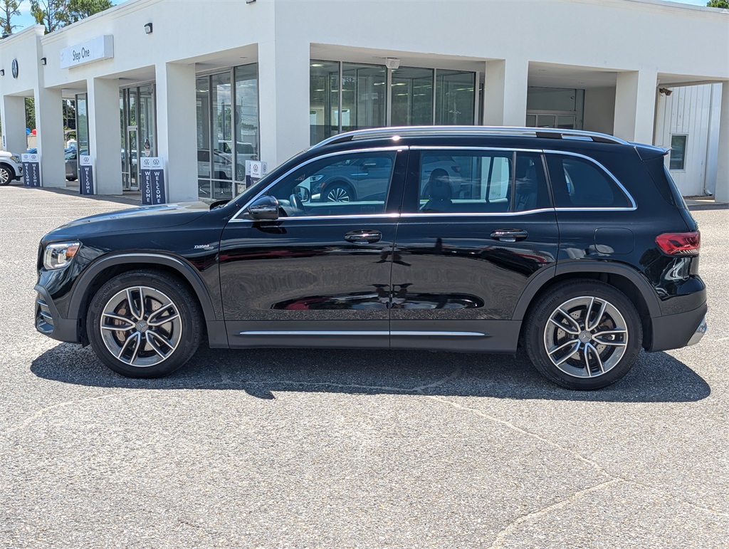 2023 Mercedes Benz GLB 35 AMG 4MATIC photo 2