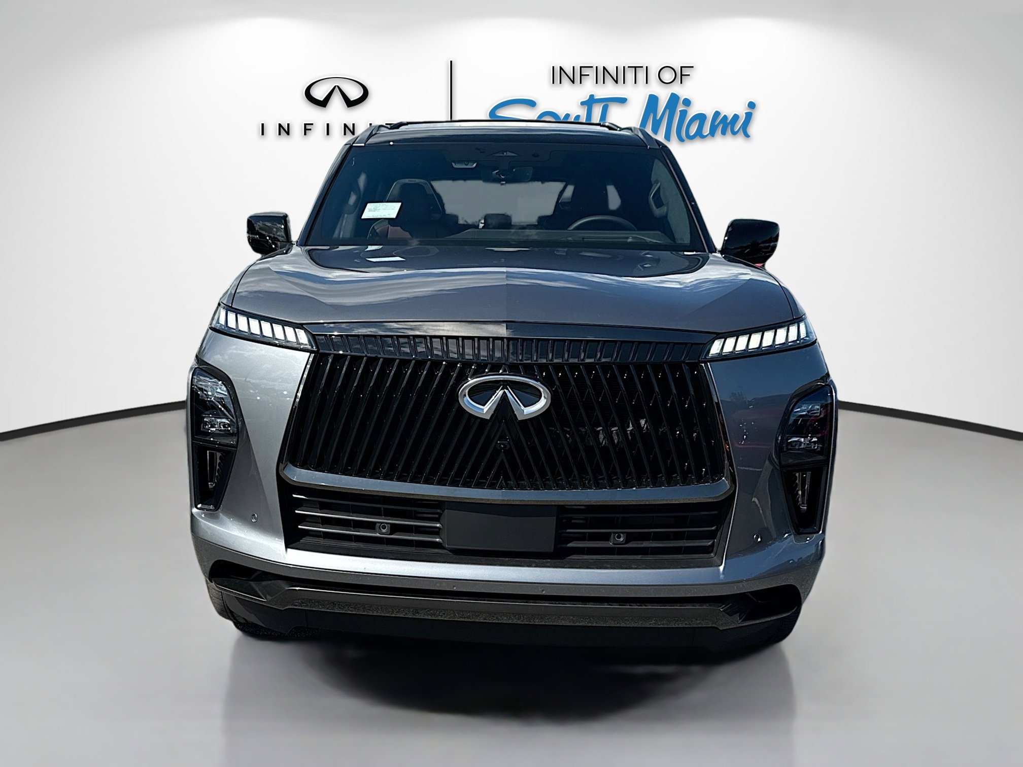 2026 Infiniti QX80 photo 2