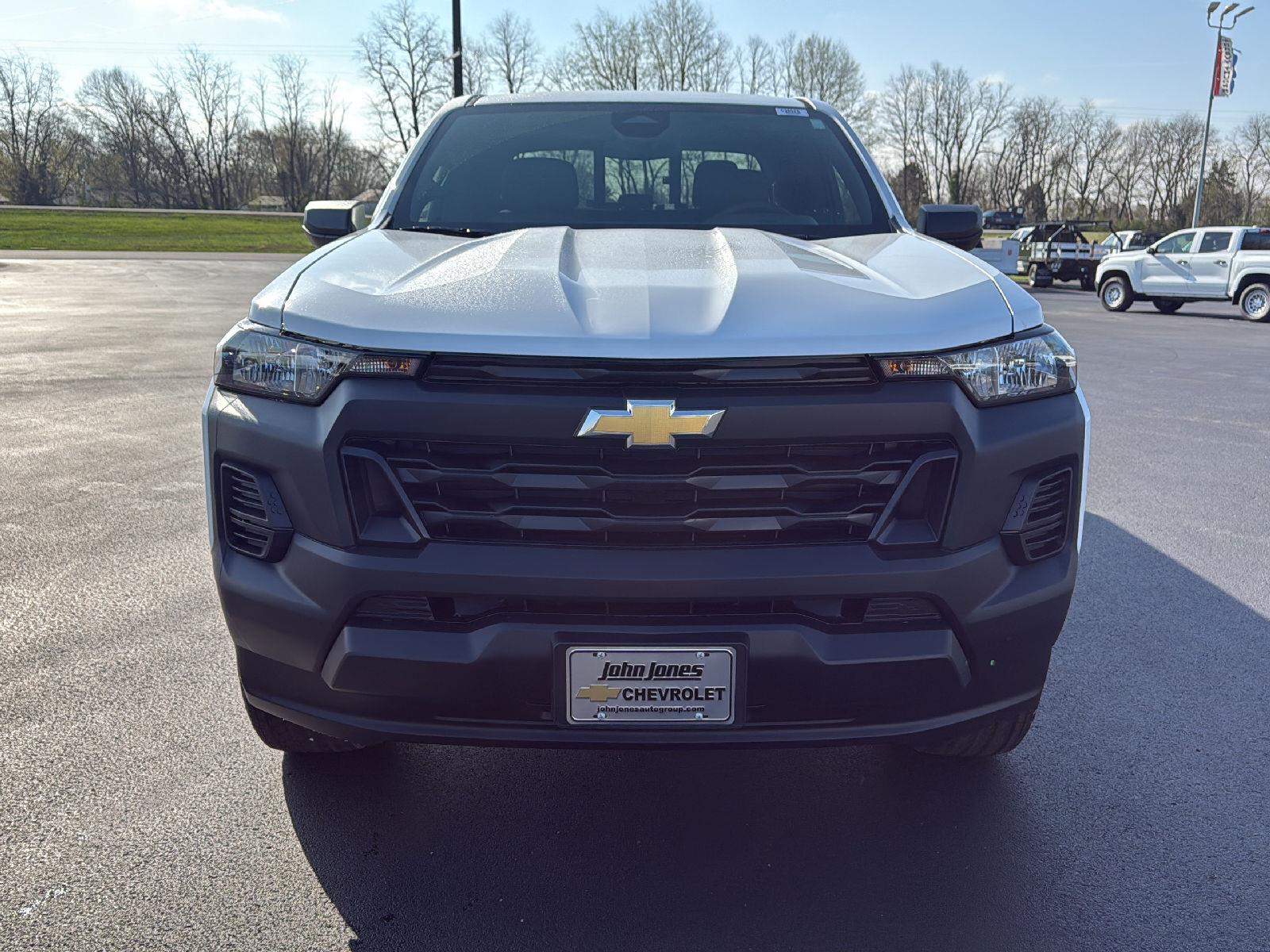 2025 Chevrolet Colorado LT photo 13