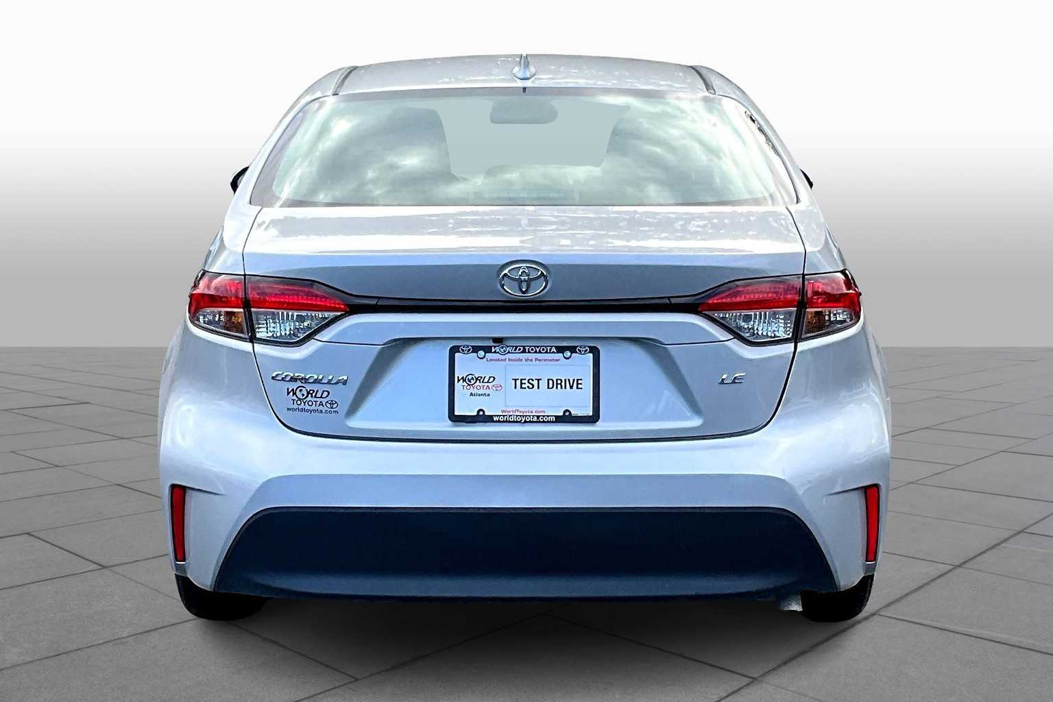 2024 Toyota Corolla LE photo 4