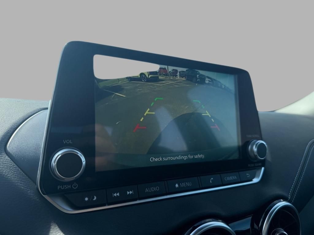 2025 Nissan Sentra SV photo 6