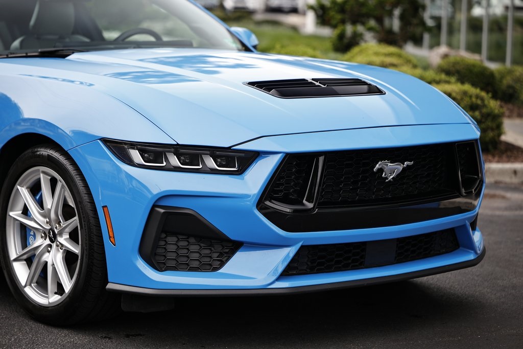 2024 Ford Mustang GT Premium photo 2