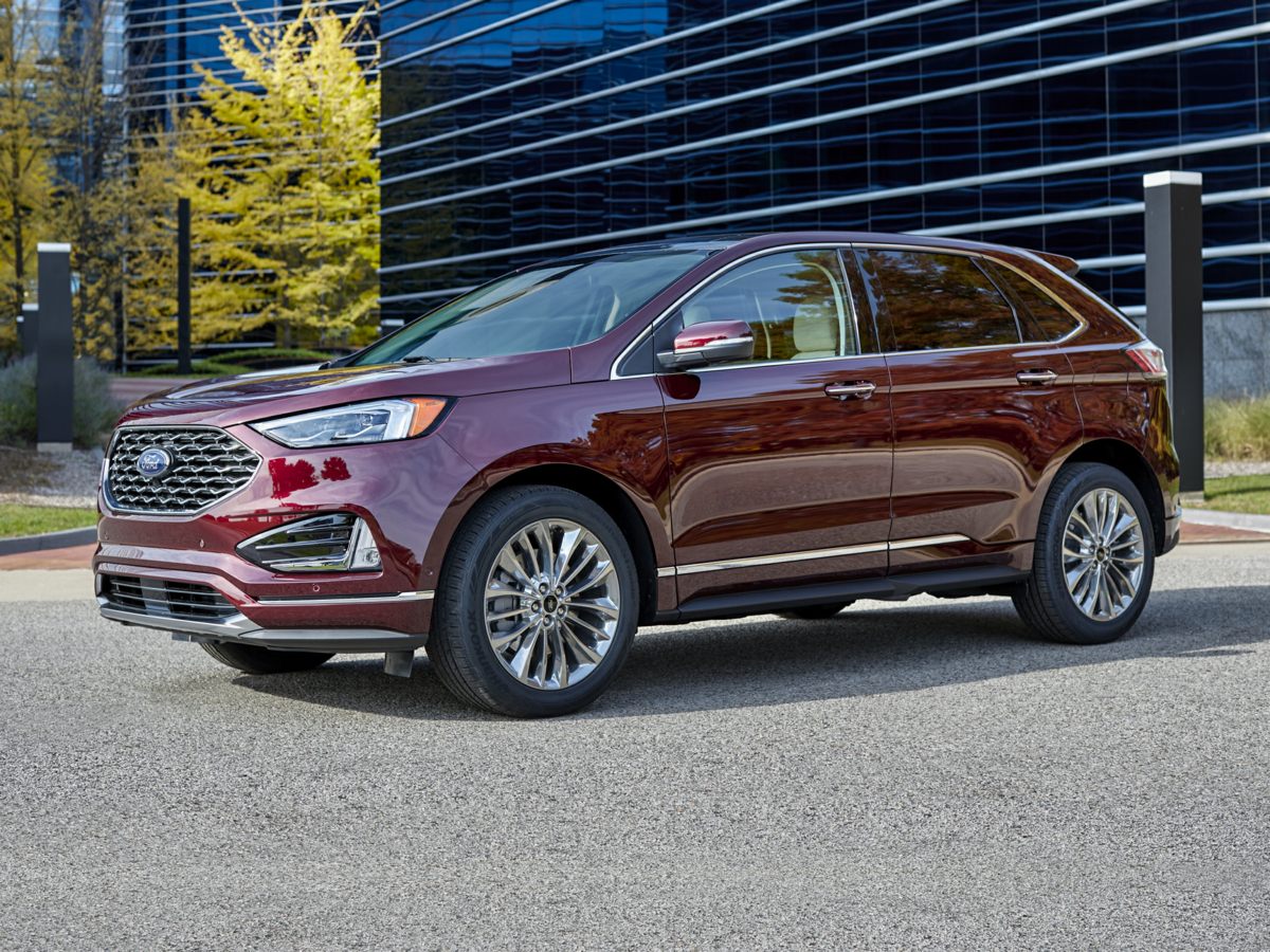2022 Ford Edge Titanium photo 13