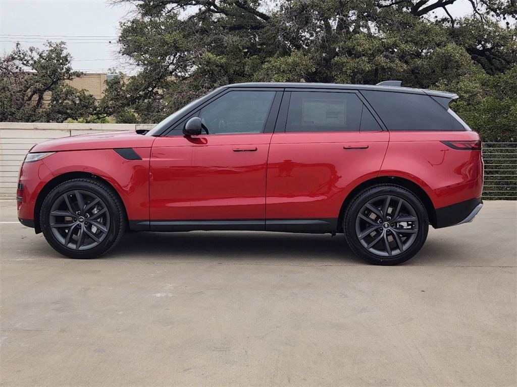 2025 Land Rover Range Rover Sport SE photo 3
