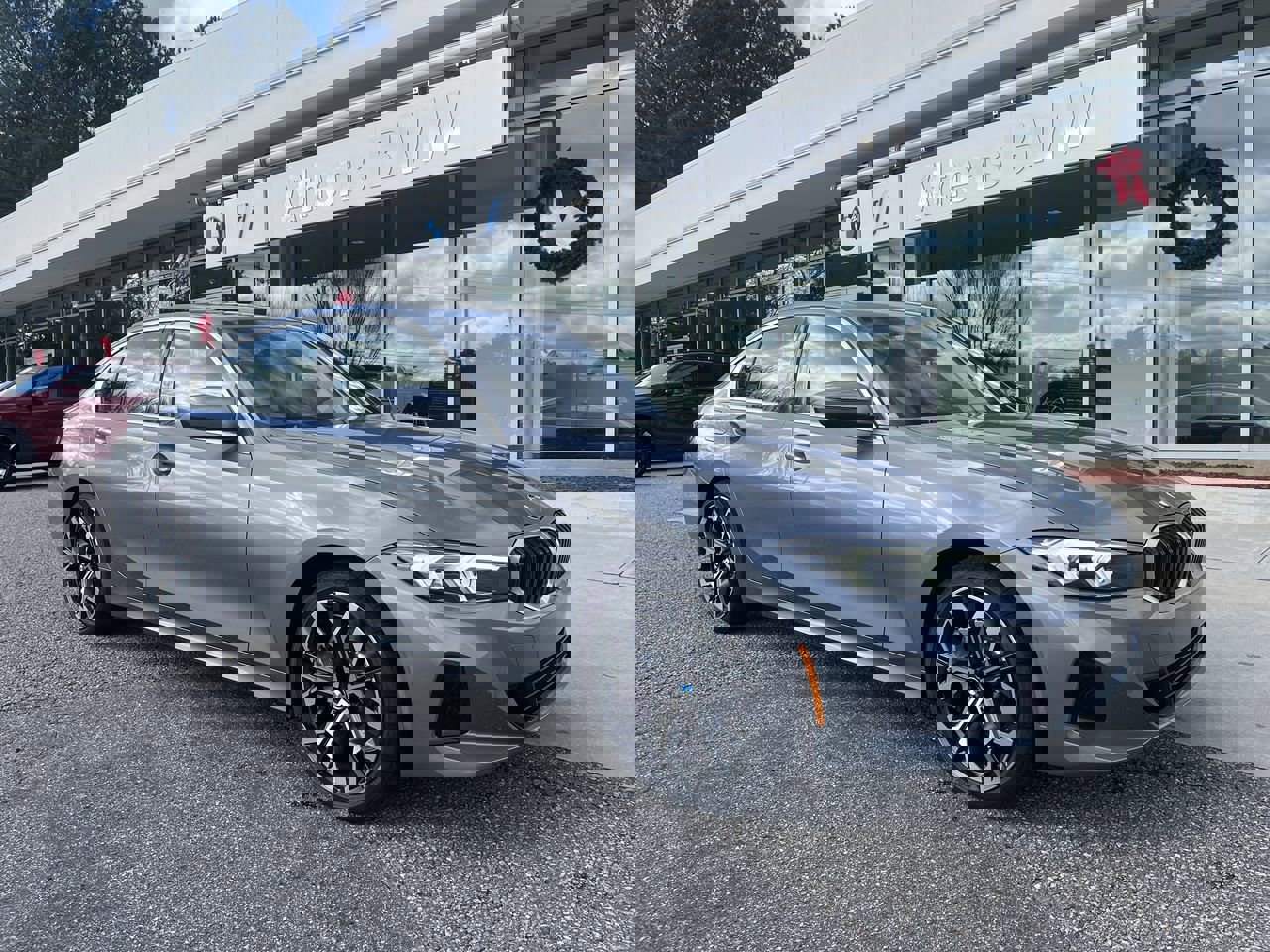 2026 BMW 3 Series 330i's photo