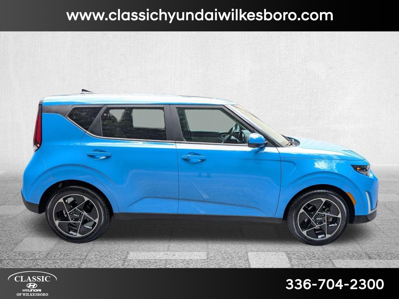 2024 Kia Soul EX photo 4