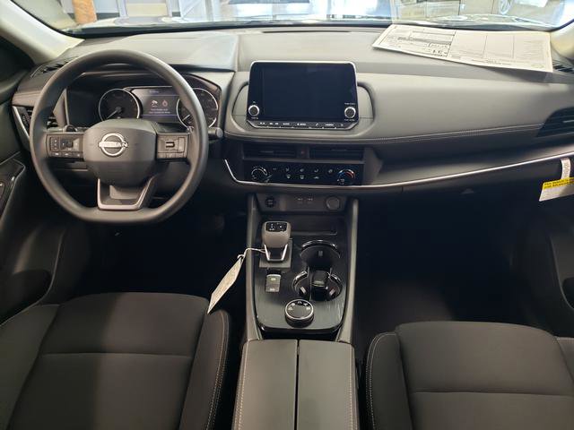 2026 Nissan Rogue S photo 11