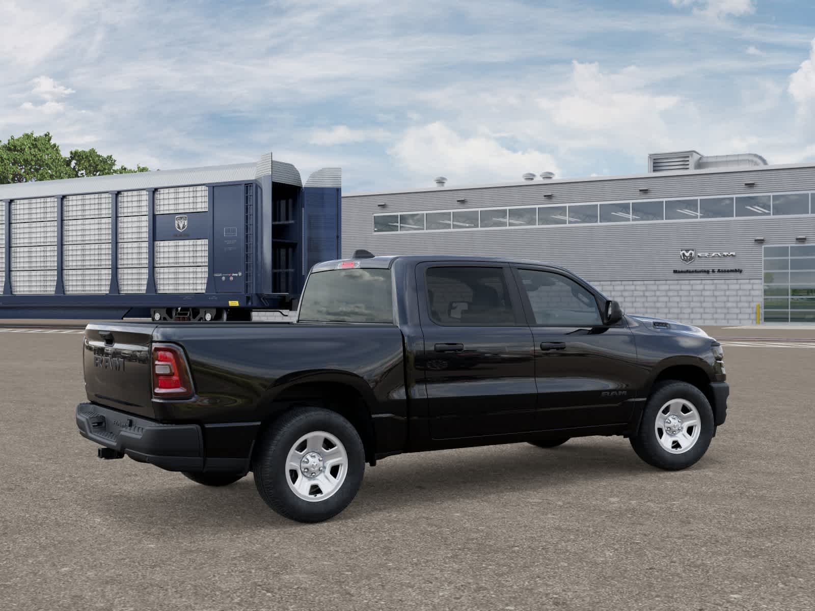 2025 Ram 1500 Tradesman photo 4