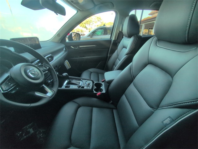 2025 Mazda CX-5 2.5 Select photo 6