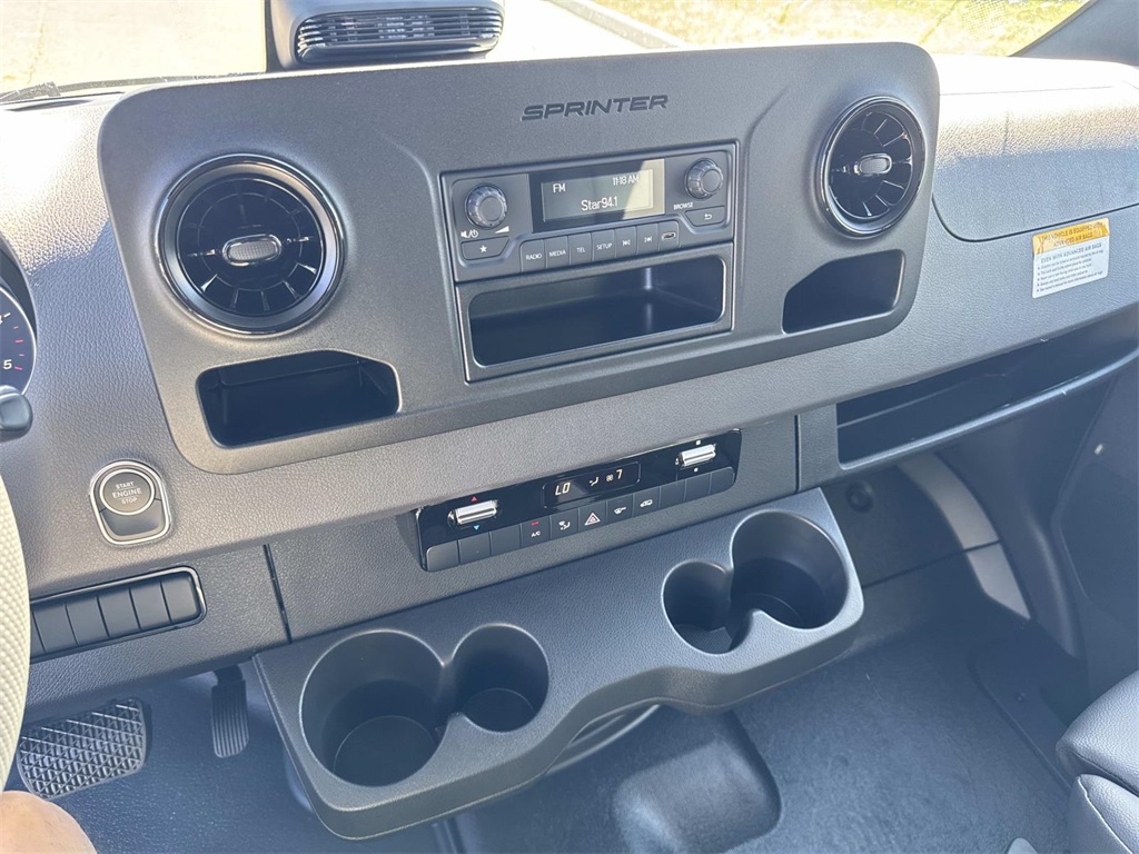 2026 Mercedes Benz Sprinter 3500 photo 22