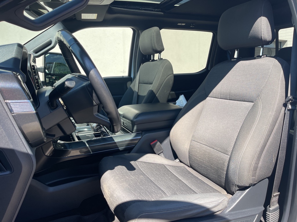 2022 Ford F-150 XLT photo 8