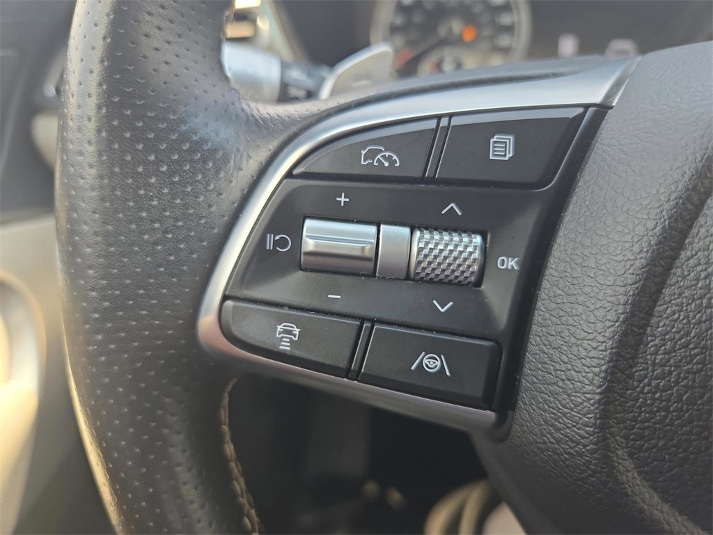 2024 Genesis G70 2.5T photo 16