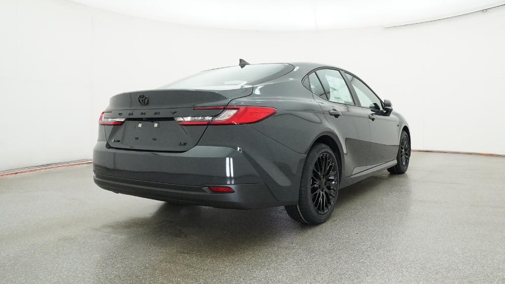 2026 Toyota Camry LE photo 17