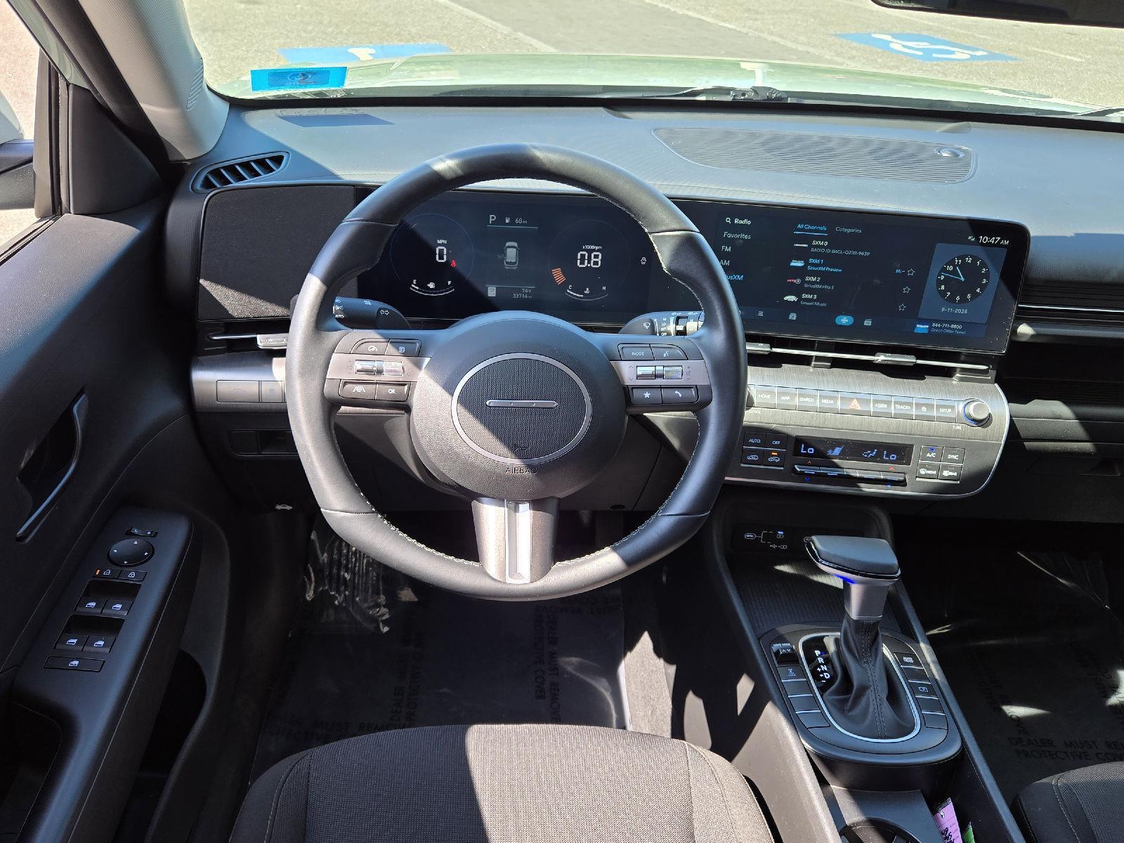 2024 Hyundai Kona SEL photo 9