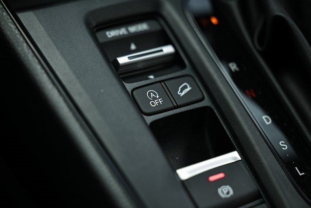 2026 Honda CR-V LX photo 17