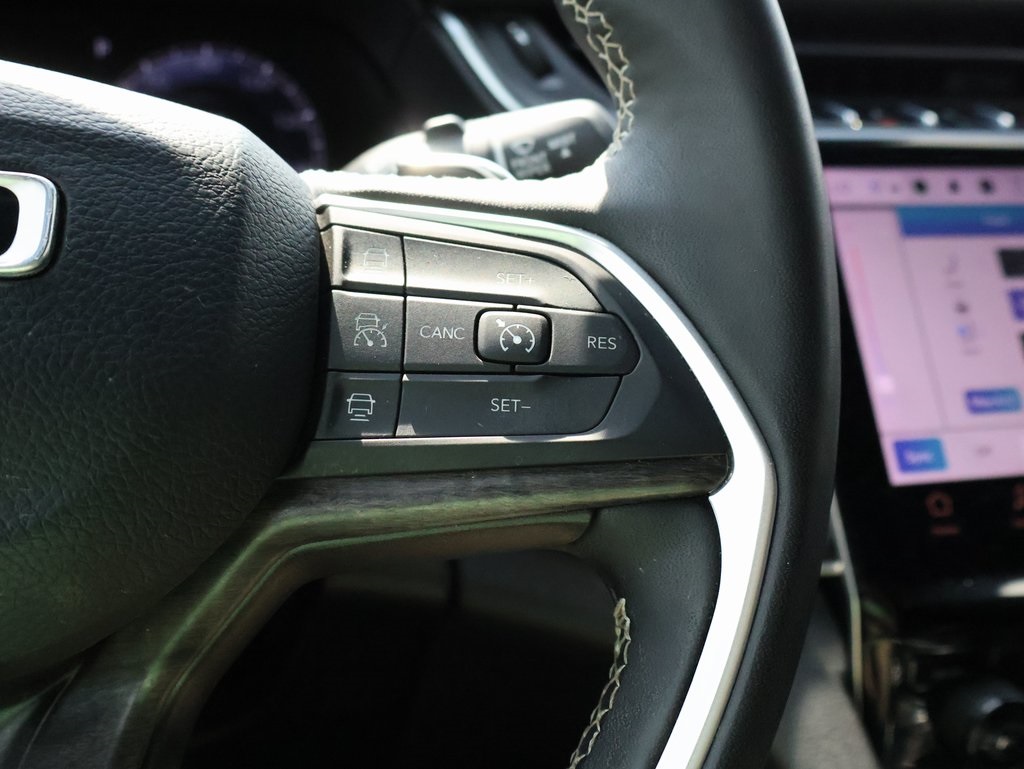 2024 Jeep Grand Cherokee Limited photo 30