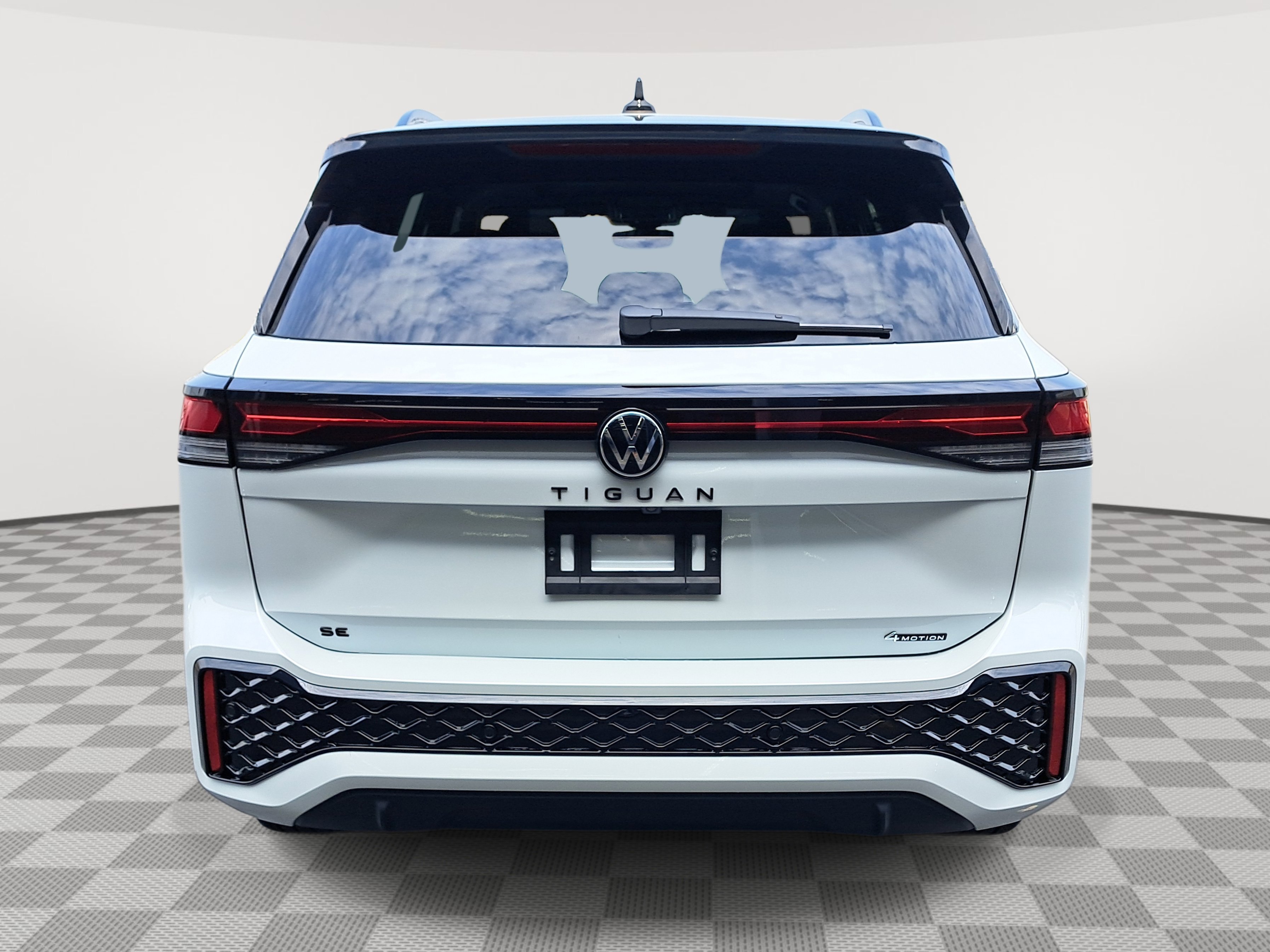 2025 Volkswagen Tiguan SE R-Line Black photo 3