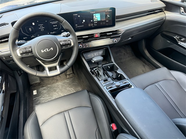 2025 Kia K5 EX photo 33