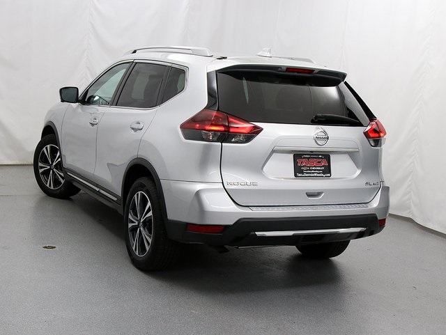 2018 Nissan Rogue SL photo 8
