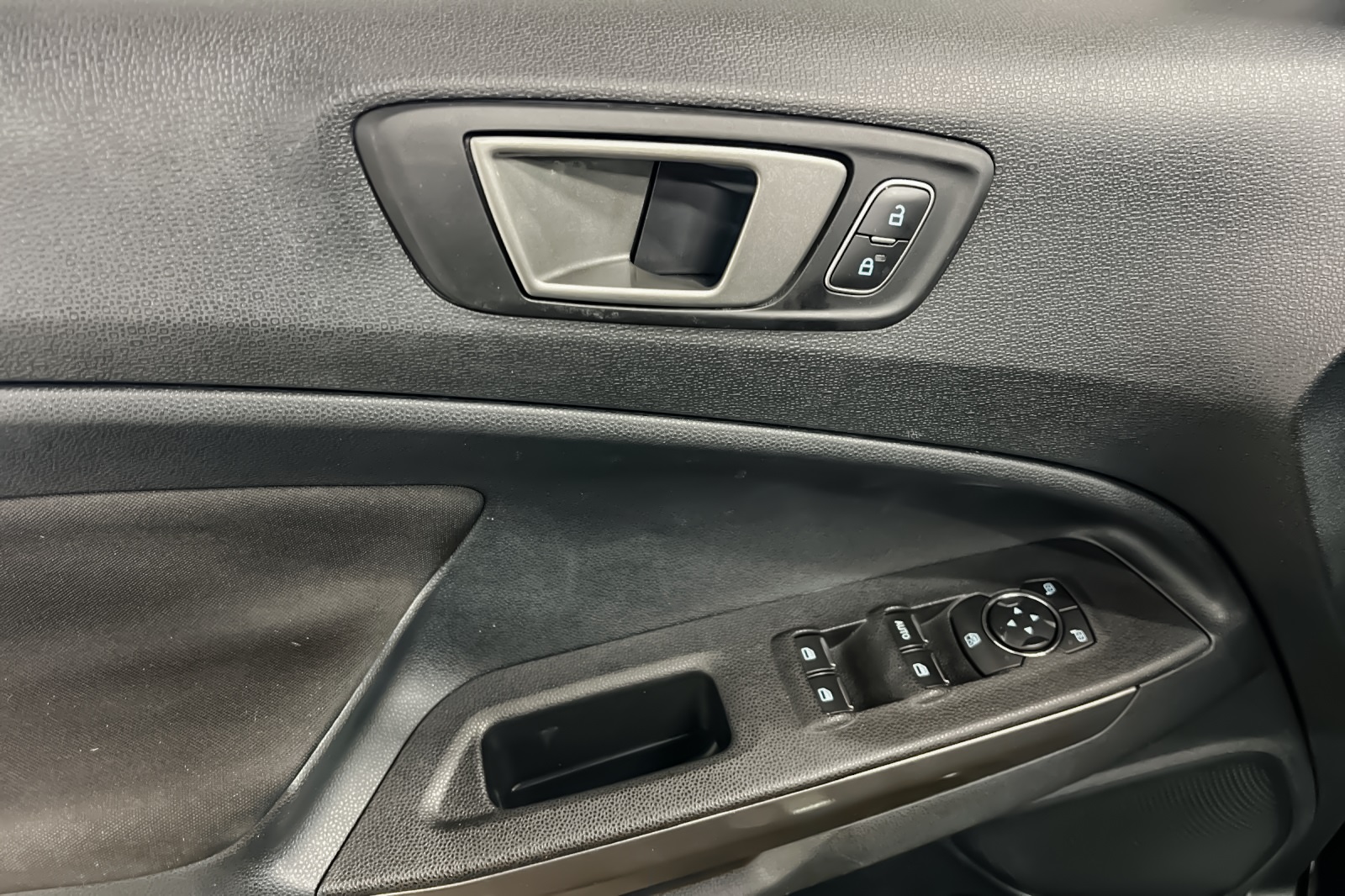 2021 Ford EcoSport SE photo 7