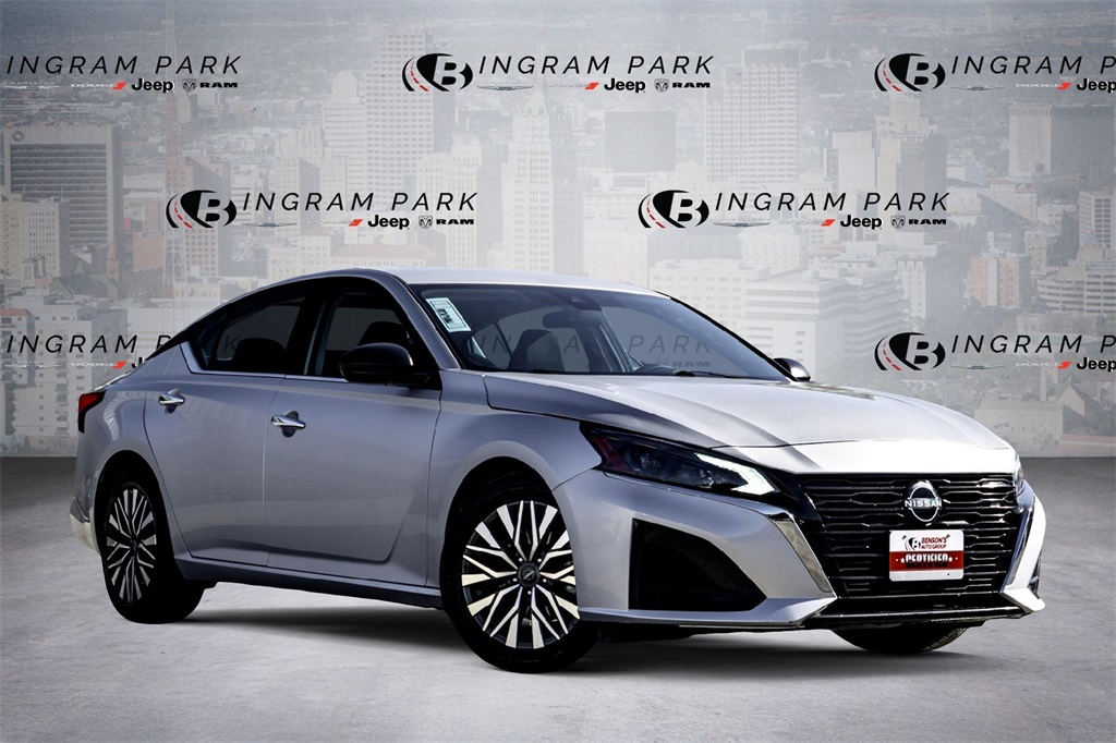 2024 Nissan Altima SV