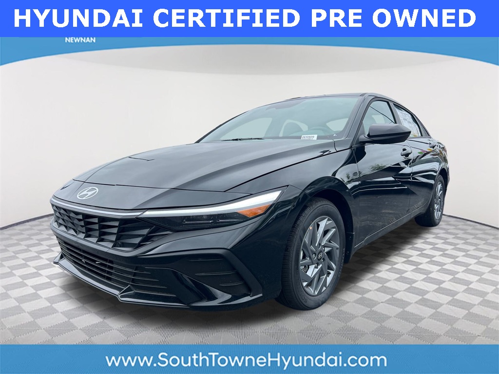 2025 Hyundai Elantra Blue