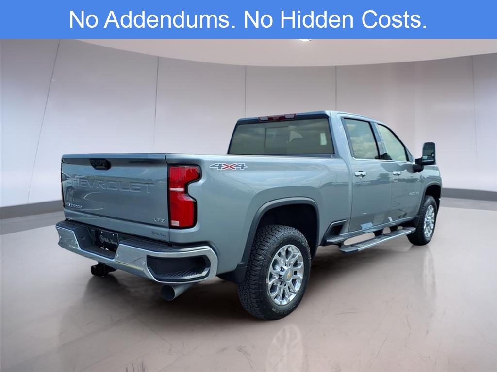 2025 Chevrolet Silverado 2500HD LTZ photo 5