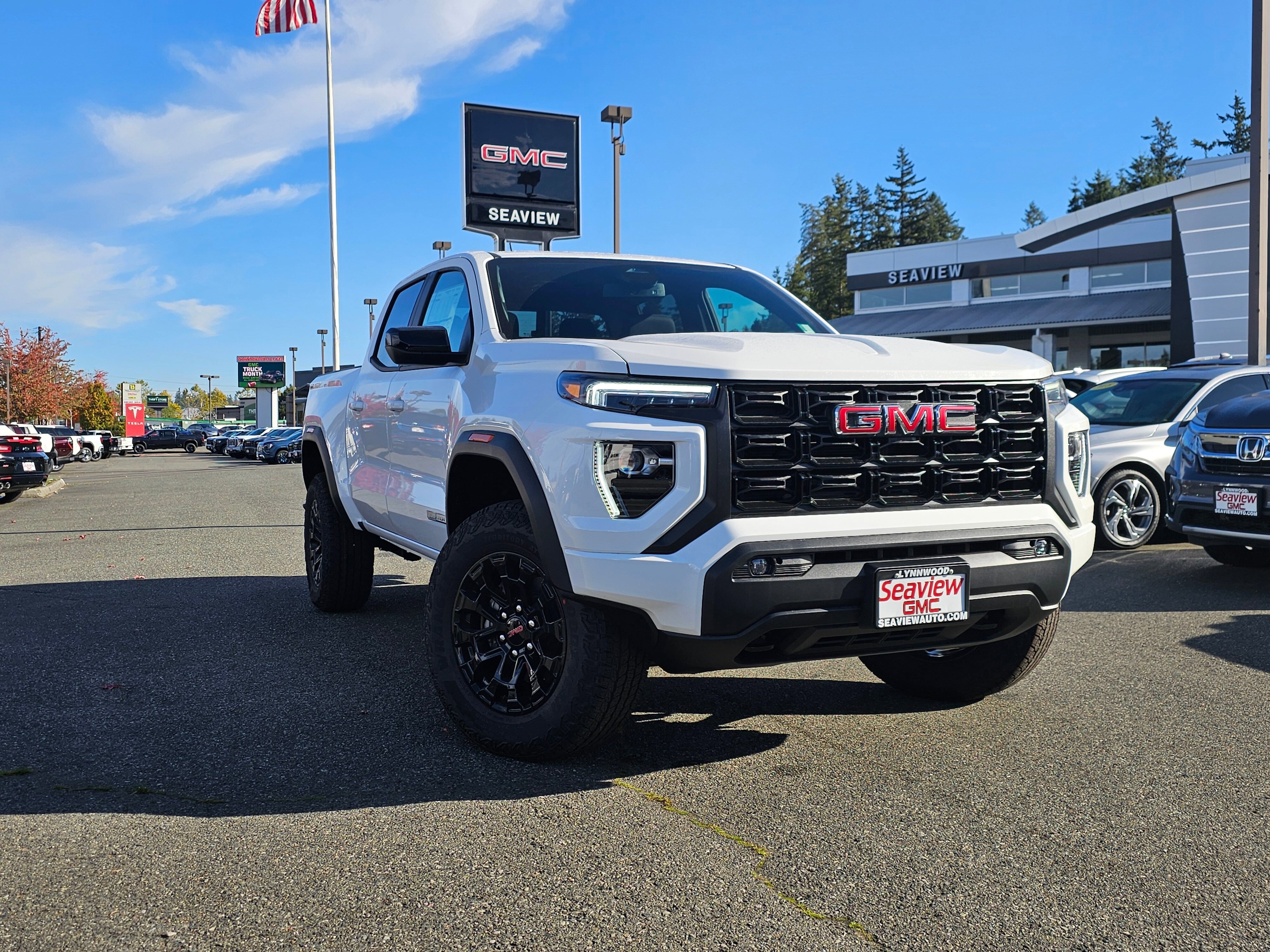 2026 GMC Canyon Elevation's photo