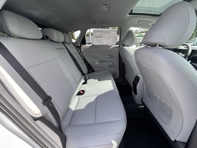 2026 Hyundai Kona Limited photo 4