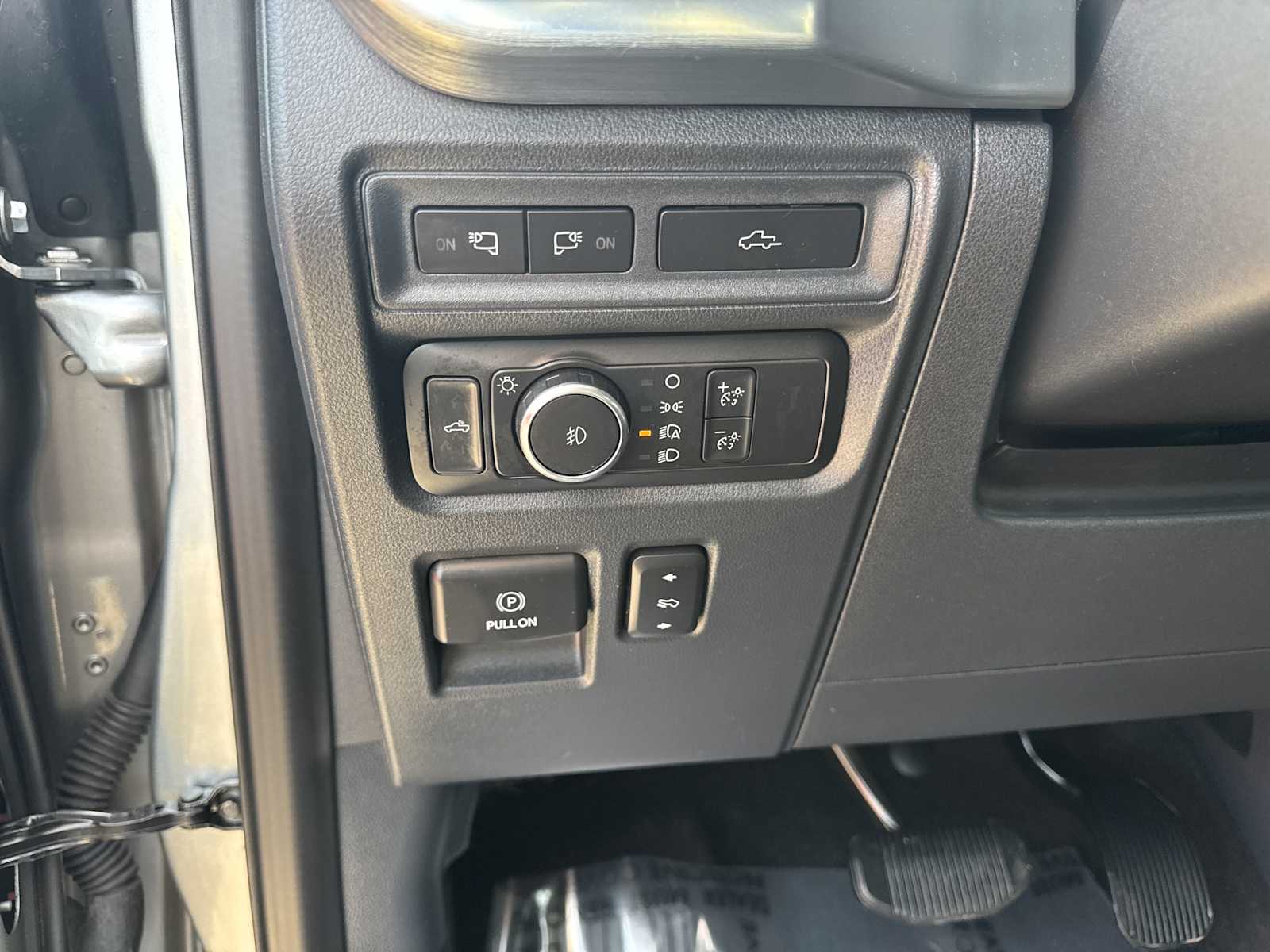 2022 Ford F-150 Lariat photo 21