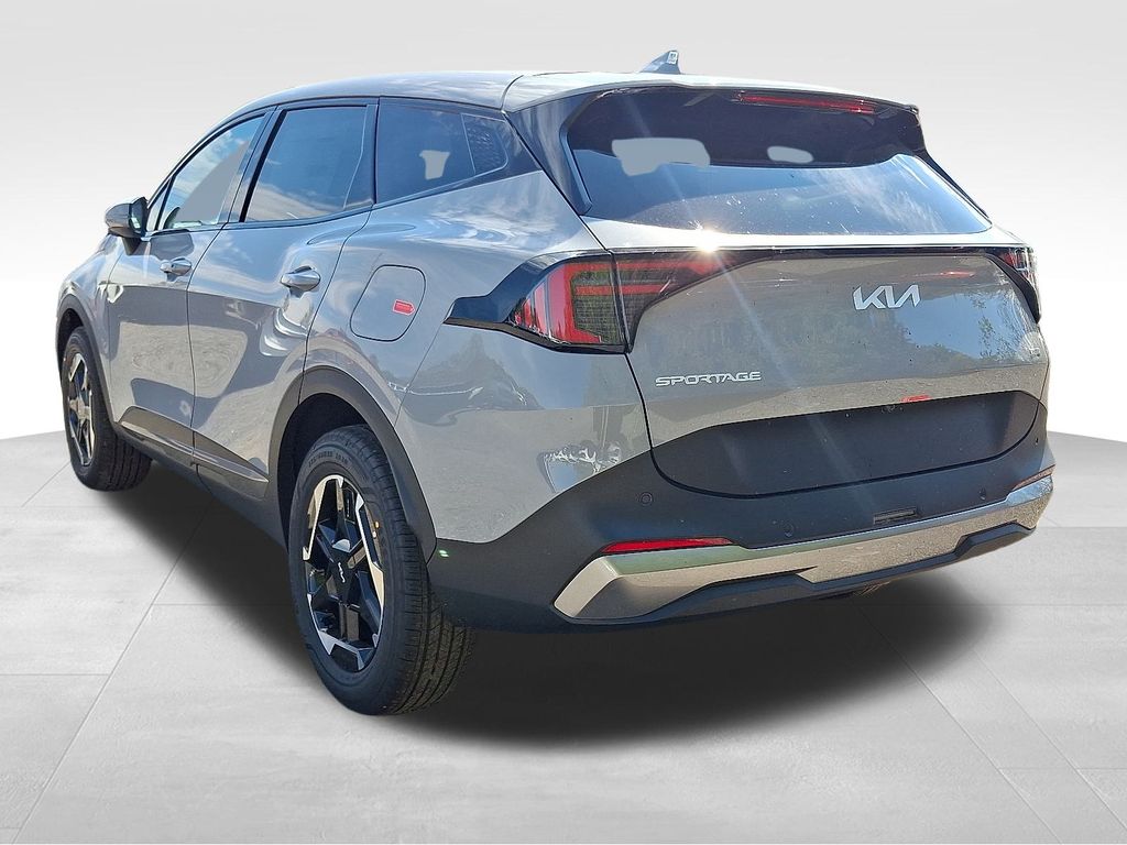 2026 Kia Sportage Hybrid photo 2