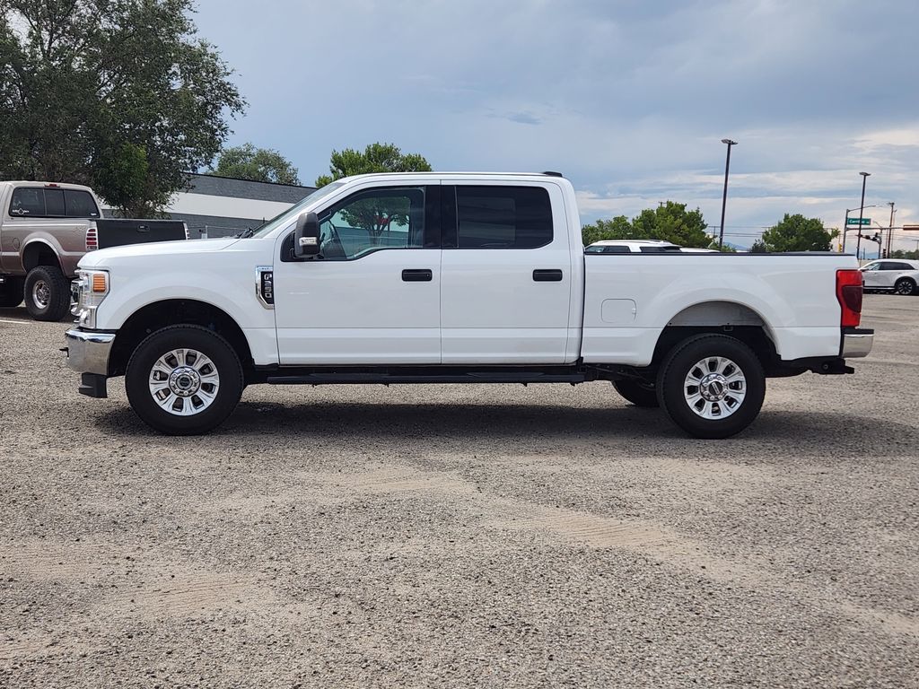 2022 Ford F-250 XLT photo 4
